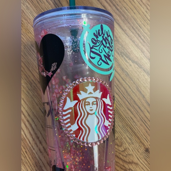 Special travelers design Starbucks cup (new) - Picture 4 of 6
